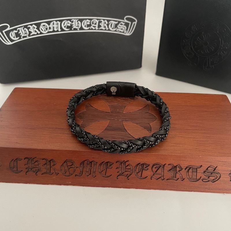 Ch**me He**ts bracelets